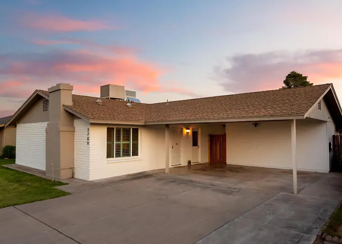 Pool Home, Dog Yard & Ev Charger Casa vacanze Phoenix