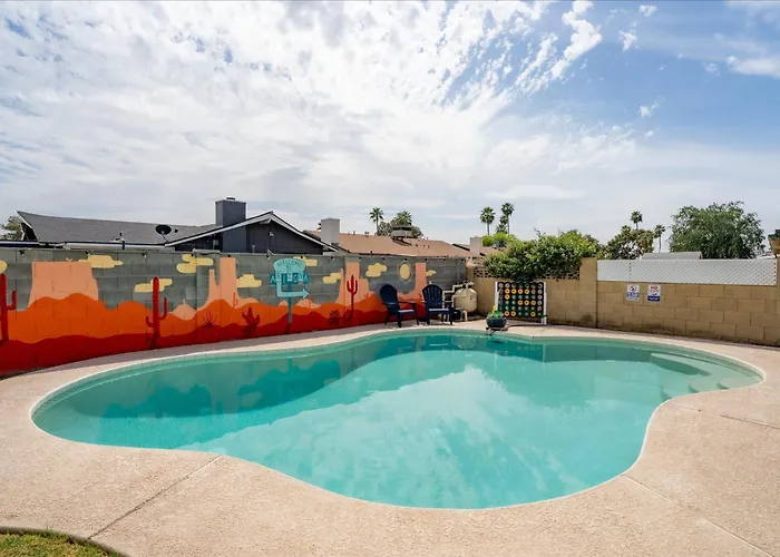 Pool Home, Dog Yard & Ev Charger Casa vacanze *